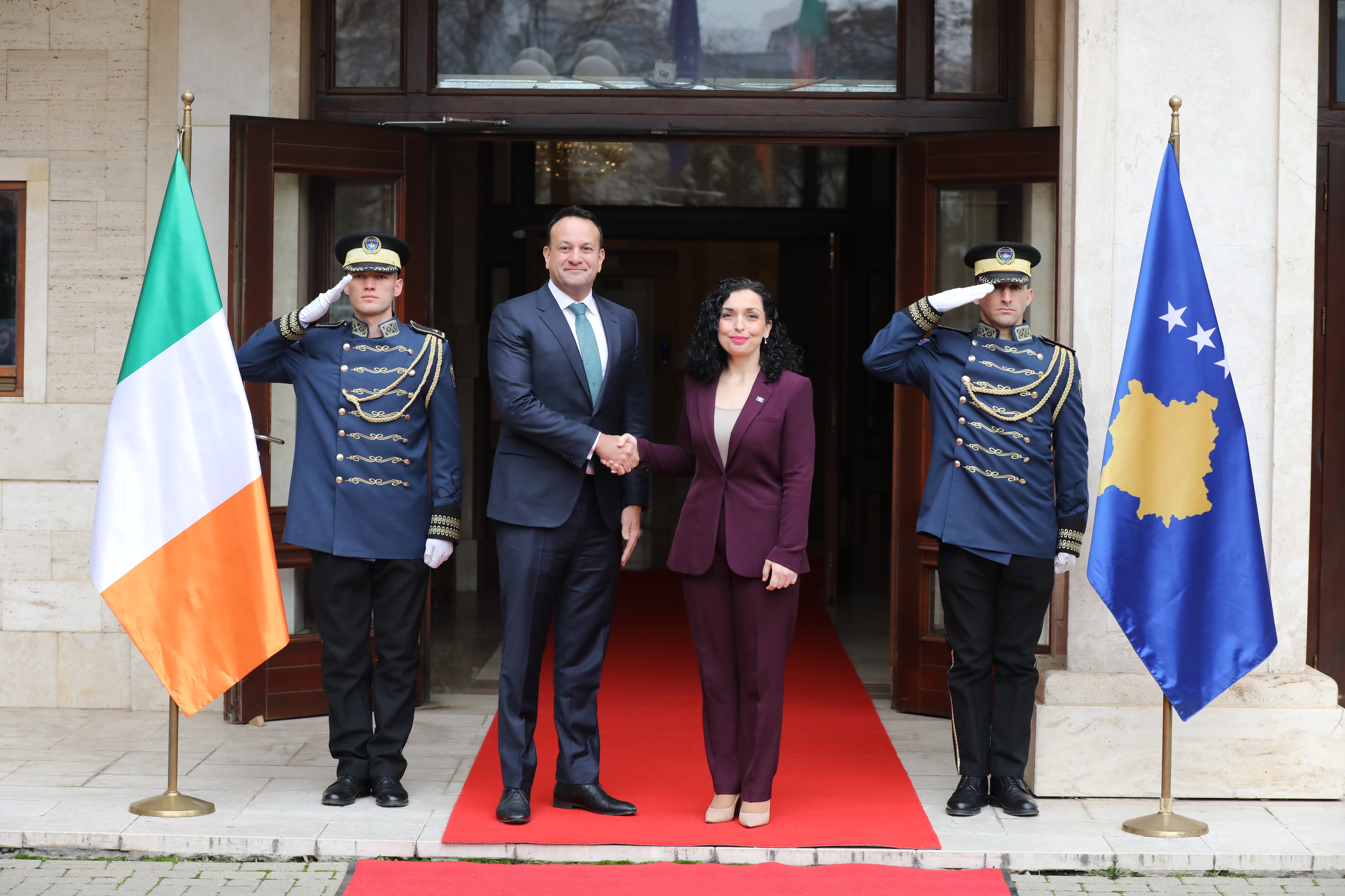 Osmani në takim me kryeministrin irlandez: Kosova e meriton statusin e vendit kandidat për BE