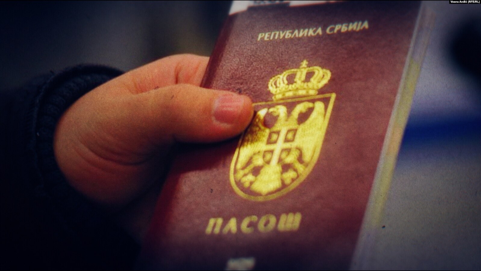 Komisioni Evropian insiston që serbët e Kosovës me pasaporta serbe të udhëtojnë pa viza