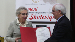 Lucia Nadin, Preisträgerin des „Shuteriqi“-Preises für die Arbeit über Shkodra