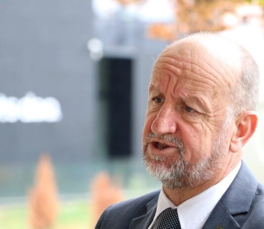 Sadiku: Nesër ka gjasa të arrihet numri i nënshkrimeve për shkarkimin e kryetarëve në veri