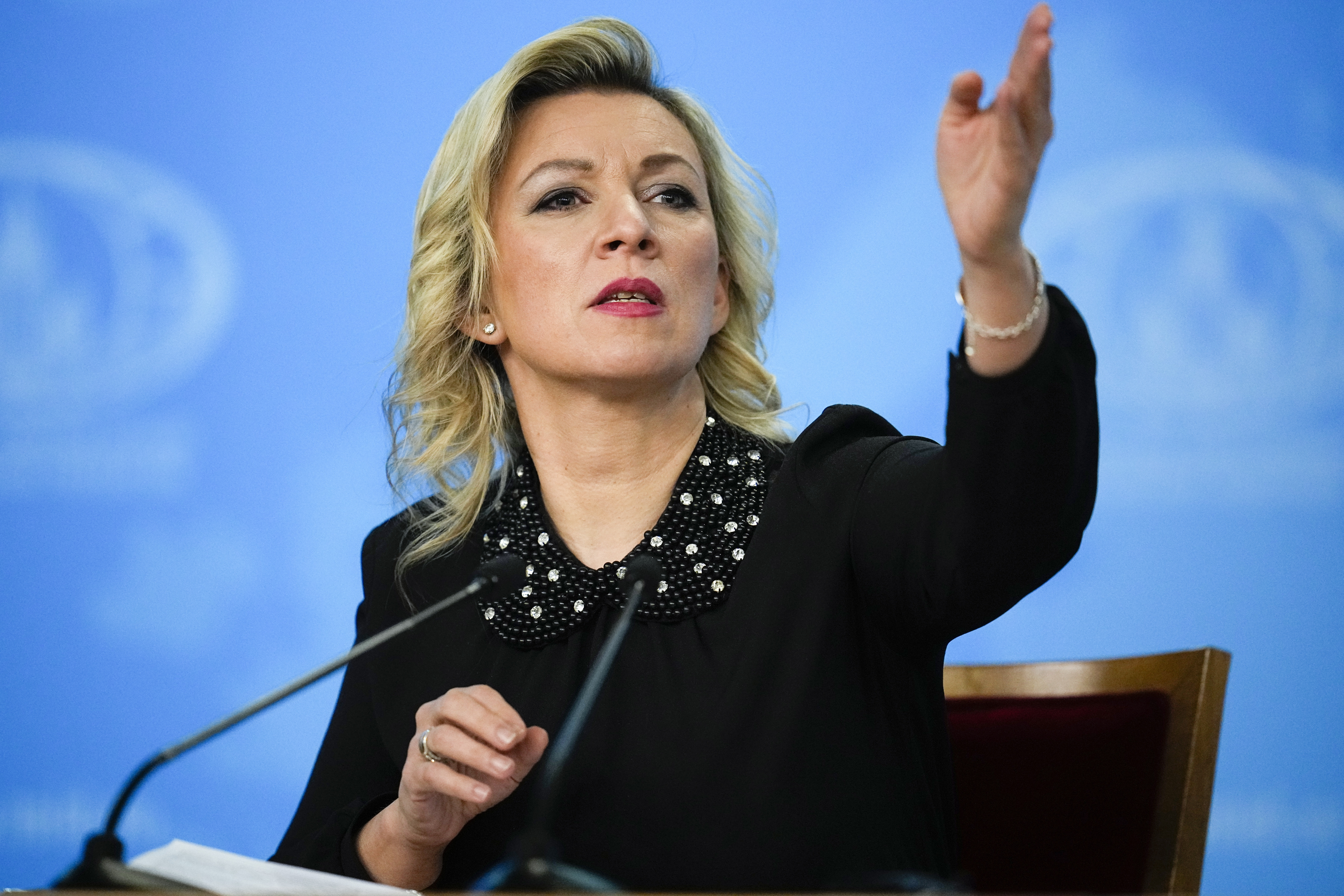 Rusia “dënon fuqishëm” blerjen e “Javelinëve” nga Kosova