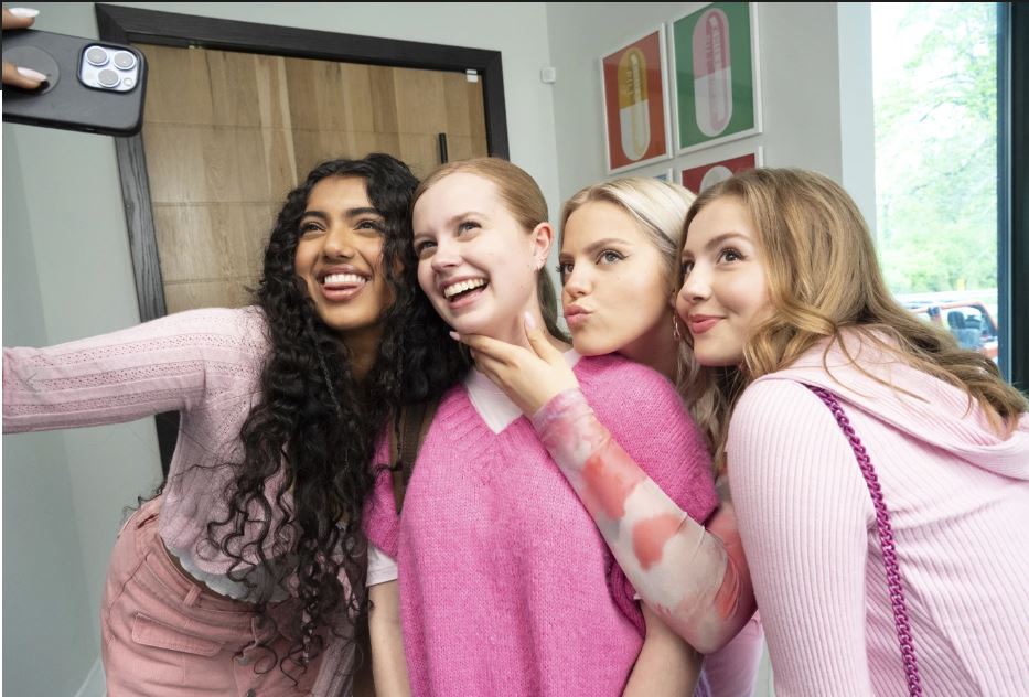 Filmi “Mean Girls”, për vikendin e dytë me radhë, i pari në arkat filmike