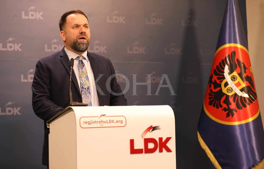 Berat Rukiqi, anetari i kryesise se LDK-se