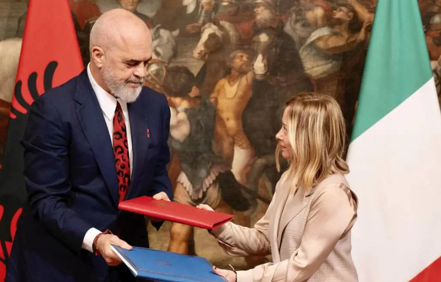 El ministro constitucional allana el camino para la ratificación del acuerdo para los inmigrantes entre Albania e Italia - KOHA.net