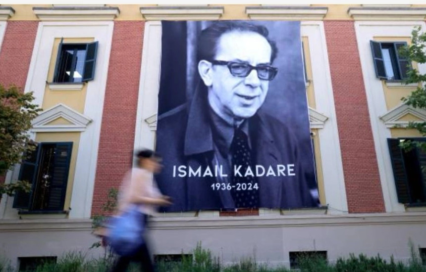 Ismail Kadare tashmë do t’u përkasë studiuesve që të punojnë hapur dhe të zbulojnë realisht pse fenomeni “Kadare” e mori disa herë Shqipërinë për dore dhe pse disa herë u struk nën hijen e saj