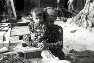 Refugjatë çamë më 1945 (Foto: Foto: Arkivi i Kombeve të Bashkuara)