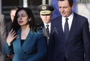 Presidentja Vjosa Osmani dhe kryeministri Albin Kurti / Foto: KOHA
