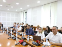 Komisioni hetimor pët tekste shkollore