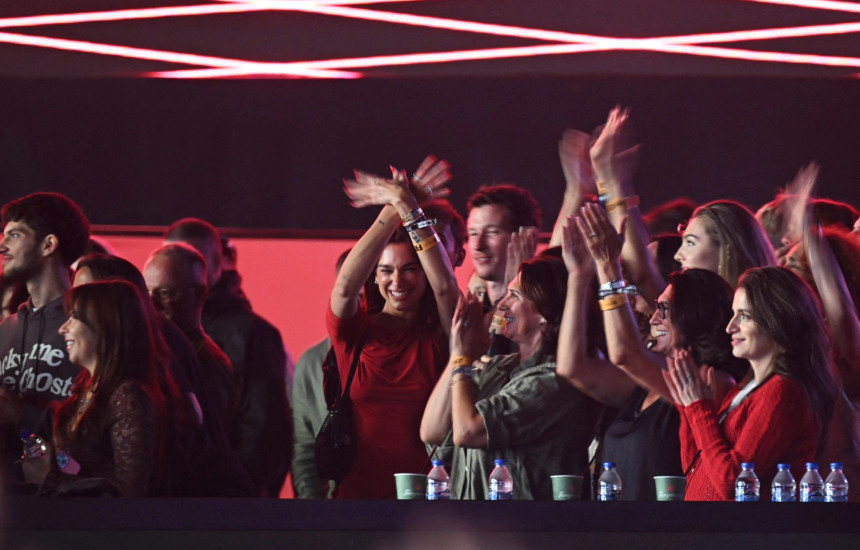 Dua Lipa Callum Turner Sunny Hill