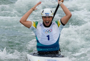 Fox dhuron spektakël, fiton tjetër medalje të artë