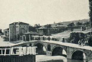 “Gjakovë, ura mbi Krenë”, 1909 (Foto: Gabriel Louis-Jaray)