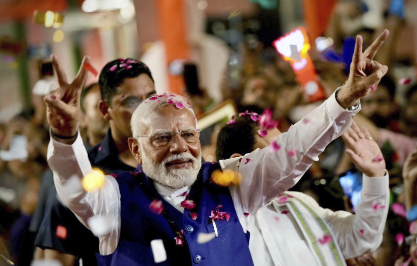 Narendra Modi shpall fitoren