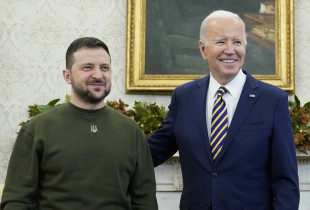 Volodymyr Zelensky dhe Joe Biden