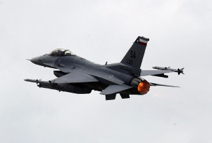 Aeroplan F-16