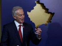 Tony  Blair ne Kosove
