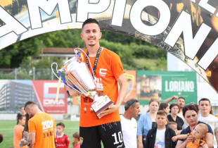 Nazmi Gripshi
