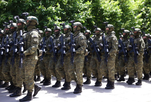 Parakalimi i Forcës së Sigurisë së Kosovë në Ditën e Çlirimit më 12 qershor