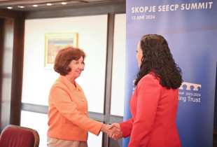 Vjosa Osmani dhe Gordana Siljanovska-Davkova