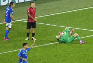 Rey Manaj