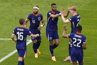 Holanda gol kunder Polonise