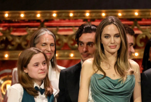 Angelina Jolie dhe vajza e saj e vogël, Vivienne