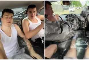 Në TikTok po shpërthen një video - Tre djem vozitin veturën që e mbushën me ujë