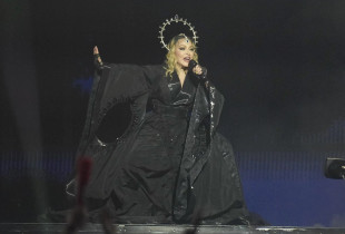 Madonna gjatë turneut "Celebrations"