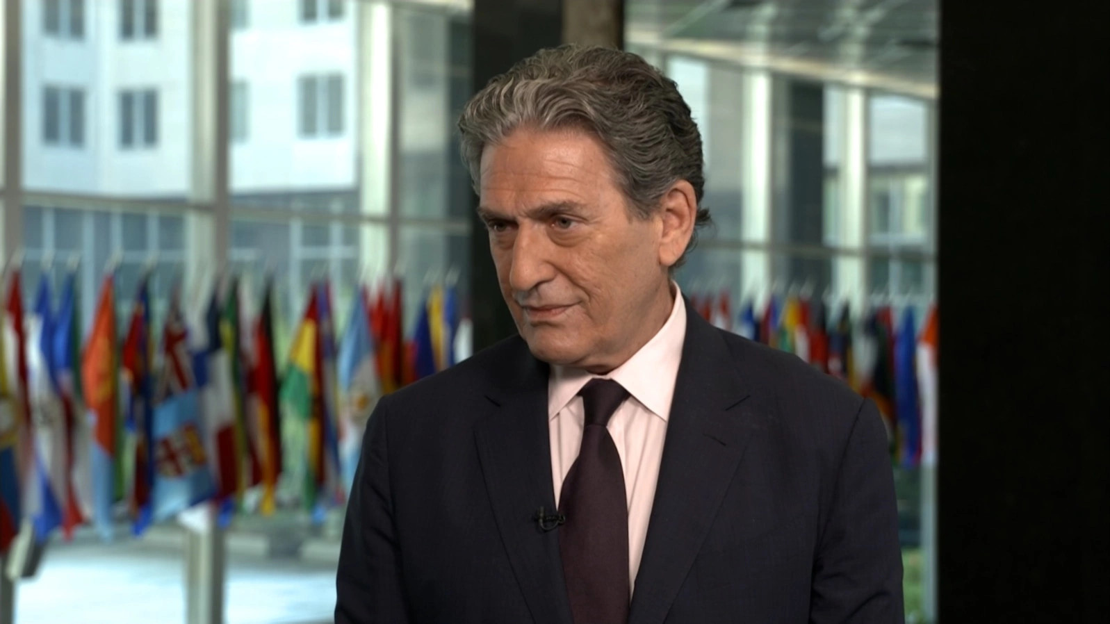 Ish-ndihmëssekretari amerikan, James Rubin, dëshmon sot në rastin e Thaçit