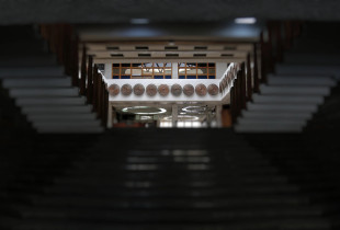 Drejtori i Bibliotekes Kombetare te Kosoves