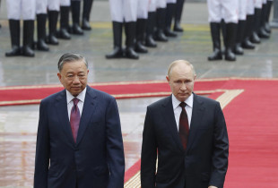 To Lam dhe Vladimir Putin
