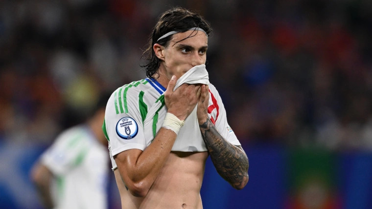 Calafiori largohet nga kampi i Italisë