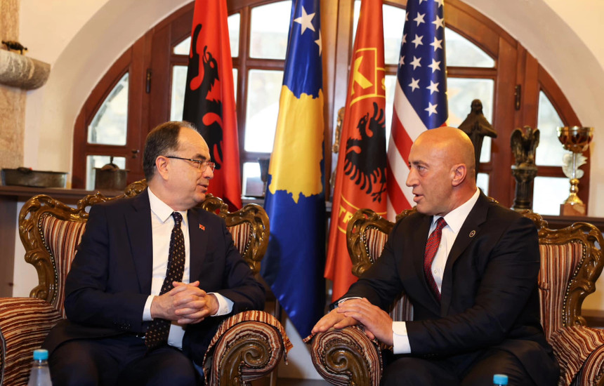 Kryetari i Aleancës për Ardhmërinë e Kosovës, Ramush Haradinaj me presidentin e Shqipërisë, Bajram Begaj