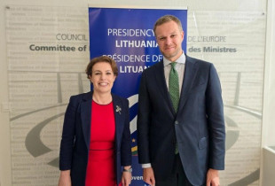 Donika Gërvalla dhe Gabrielius Landsbergis