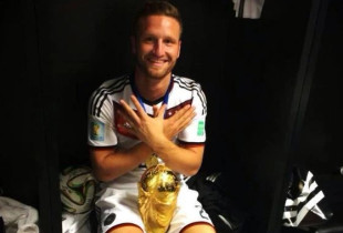 Shkodran Mustafi
