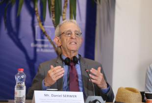 Daniel Serwer