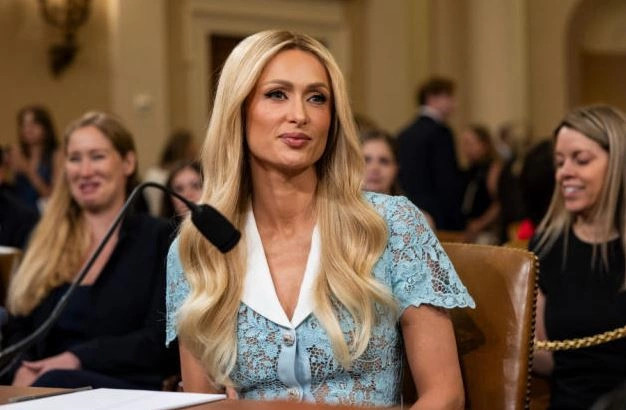 Paris Hilton kundër abuzimit të adoleshentëve