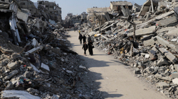 Internationale Empörung über die Tötung von Palästinensern, die auf eine Aufstockung der Hilfslieferungen warteten