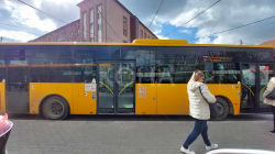 A woman died after being pushed inside the city bus in Pristina