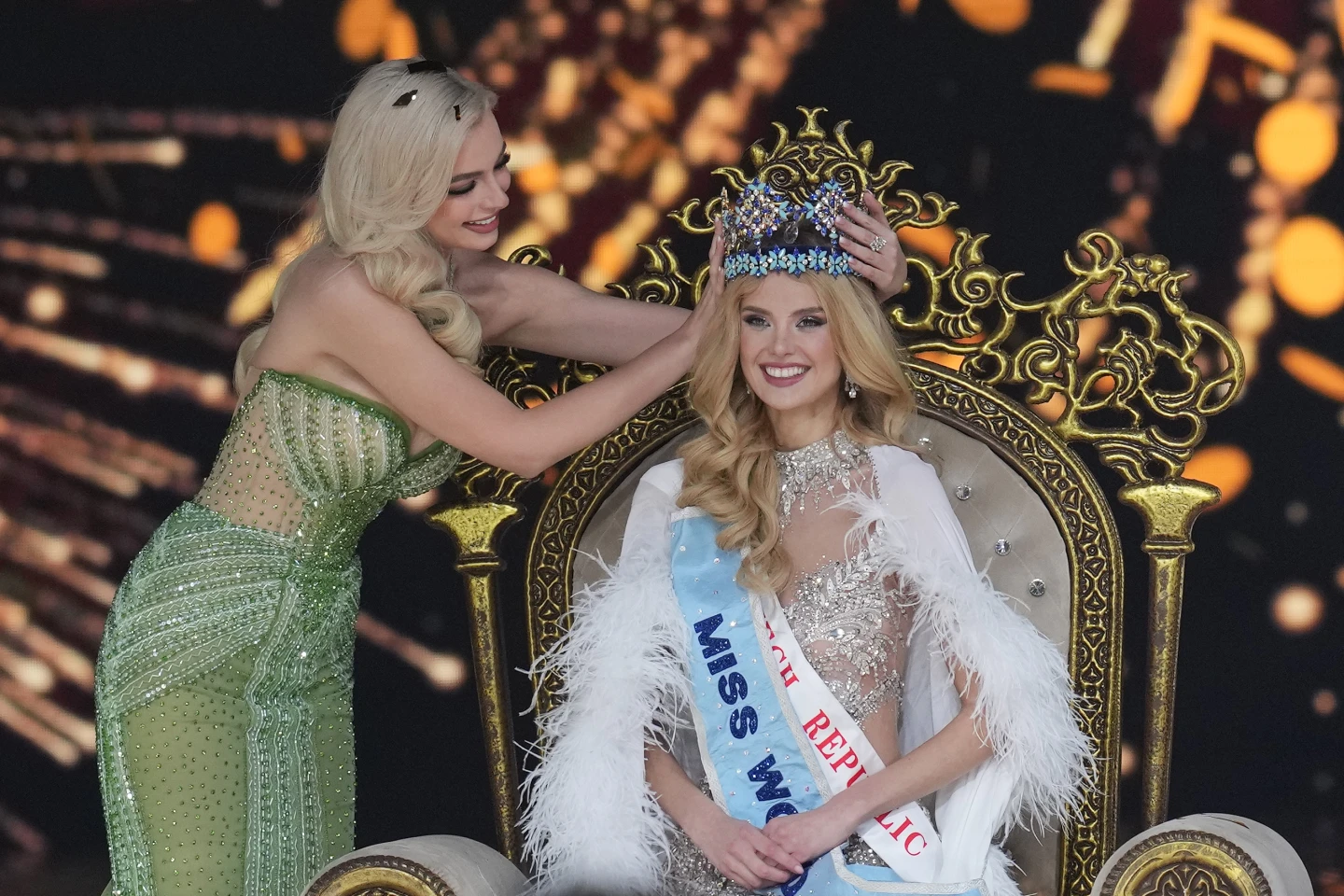 Krystyna Pyszková nga Republika Çeke zgjidhet “Miss Bota 2024”