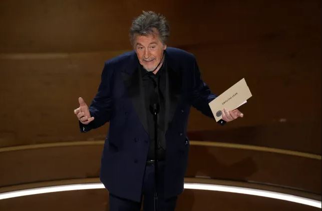 Al Pacino ia huq gjatë prezantimit të filmit më të mirë në “Oscar”