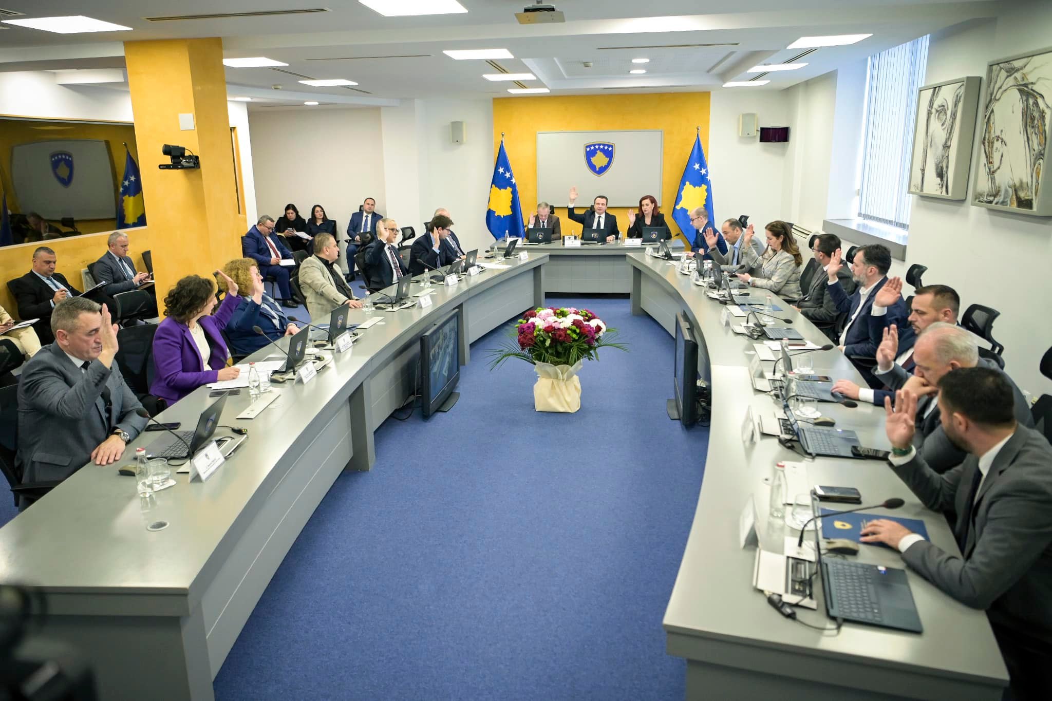 Qeveria inicion blerjen e objekteve për mision diplomatike në Francë, Itali, Kanada dhe Turqi