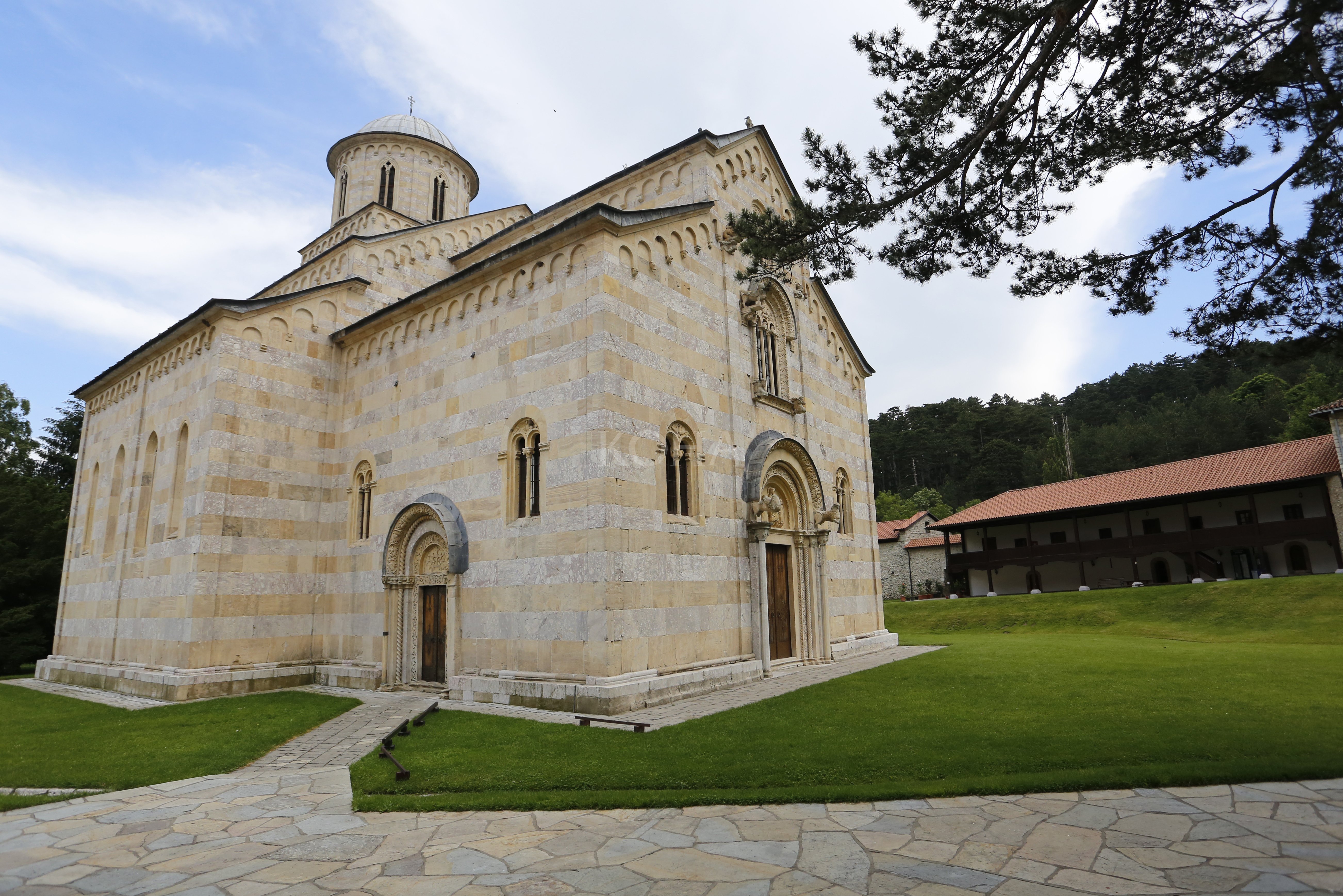 Manastiri i Deçanit