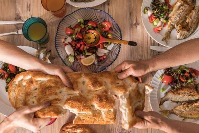 Çfarë preferohet të hani para se ta nisni agjërimin
