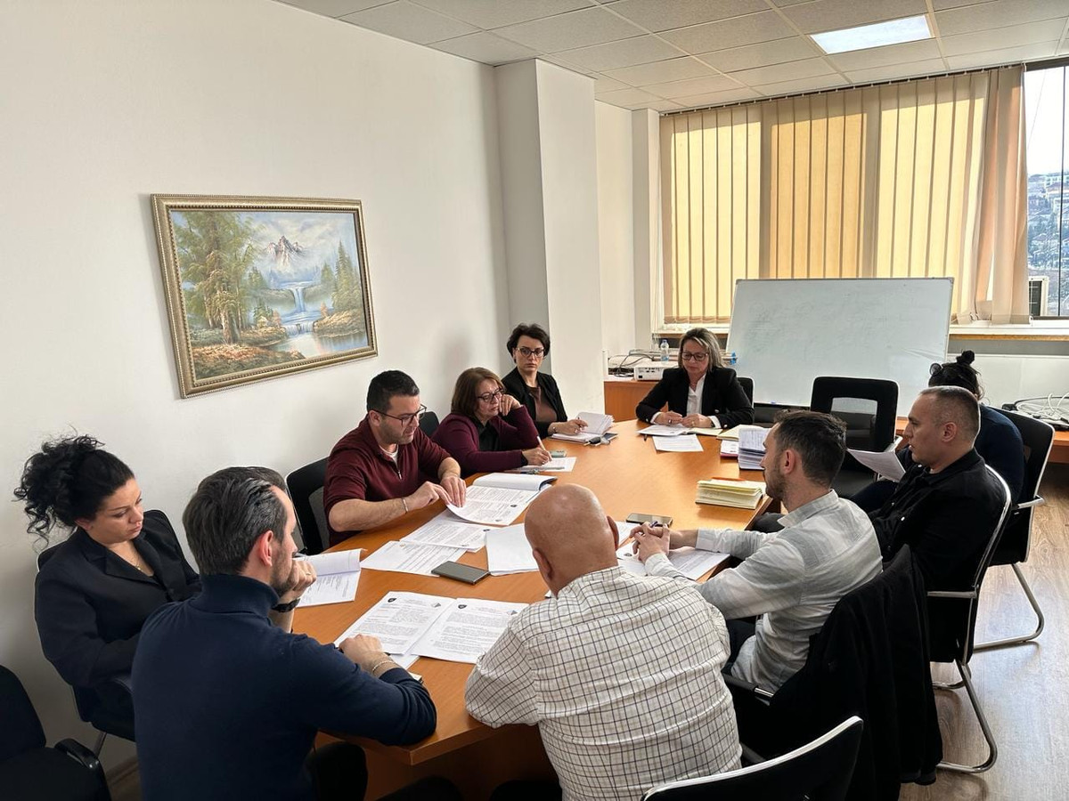 Doubts are raised about 20 million euros of planned transactions ...