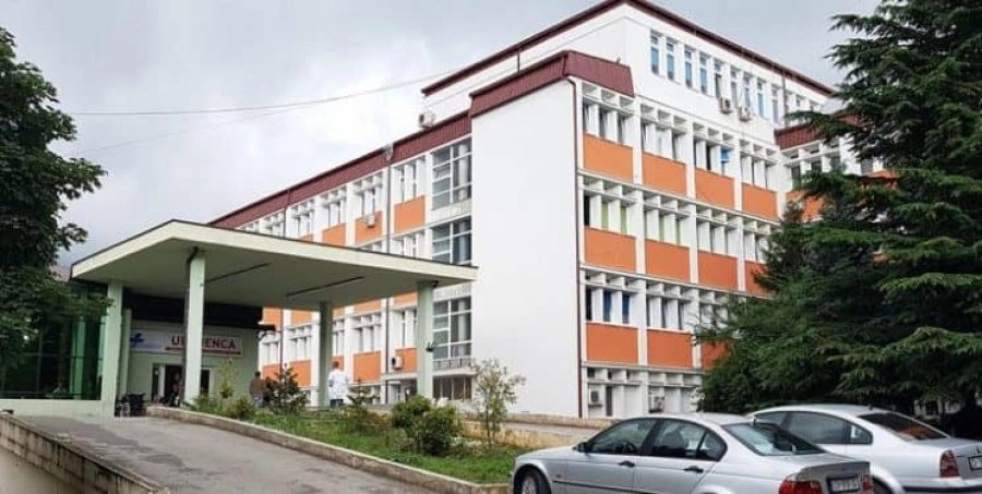 Vdiq një fëmijë në Spitalin e Pejës  Policia e cilëson rastin si  trajtim i pandërgjegjshëm mjekësor 