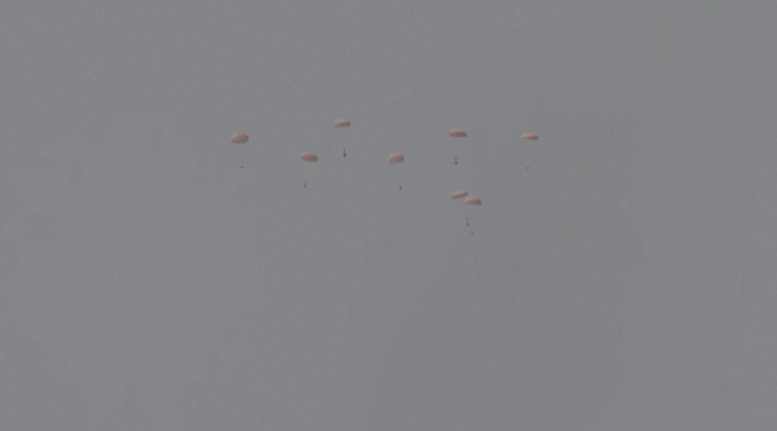 Hedhja e ndihmave nga ajri në Gaza