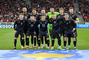 Lojtarët e Kosovës para ndeshjes me Hungarinë