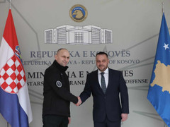 Ministri i Mbrojtjes, Ejup Maqedonci dhe homologu i tij kroat Ivan Anushiq