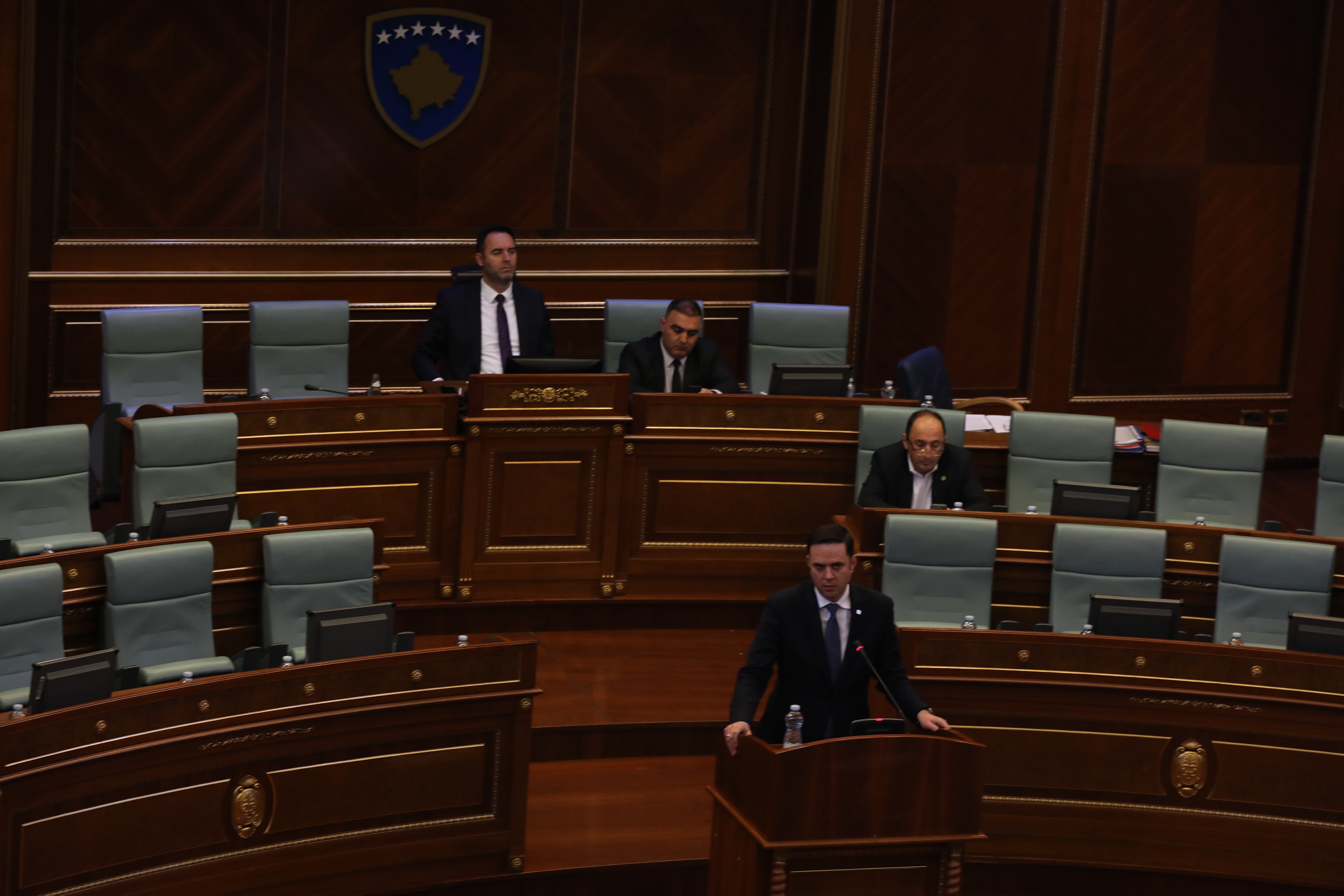 Lumir Abdixhiku në Kuvendin e Kosovës