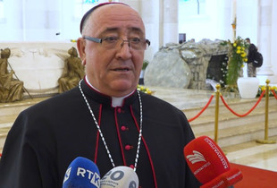 Ipeshkvi i Kosovës, Imzot Dodë Gjergji, në meshën e Pashkëve në Katedralen “Shën Nënë Tereza”